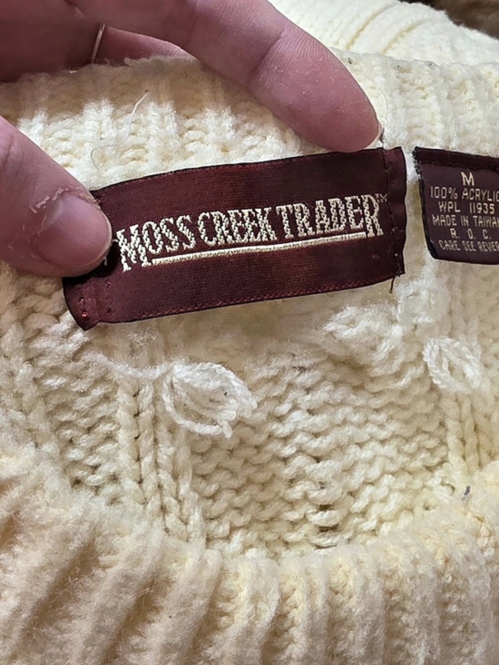 Vintage Cable Knit Sweater - Picture 5 of 6